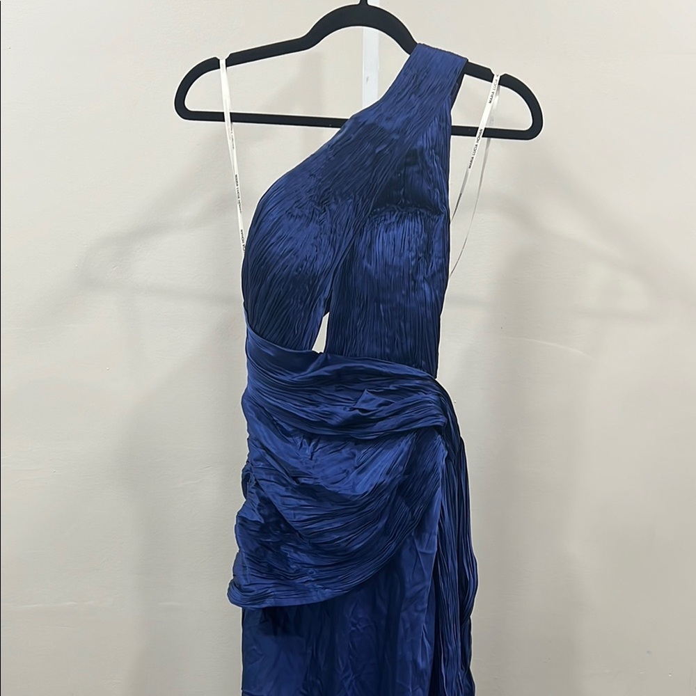 Maria Lucia Hohan Bliss Gown in Amparo - Picture 2 of 16